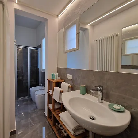 Lo Strullo Apartment *